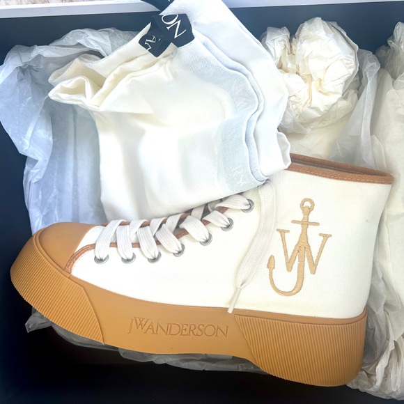 JW ANDERSON JW 3 - Picture 2 of 15